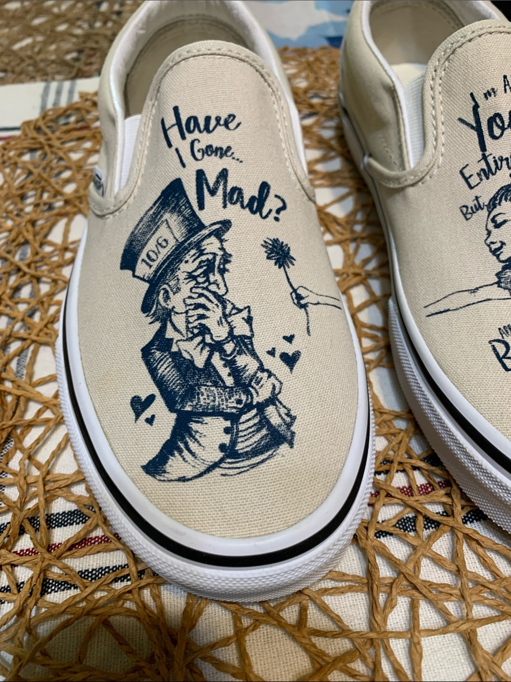 Vans Alice In Wonderland Slip On Canvas Shoe - Picture 5 of 10